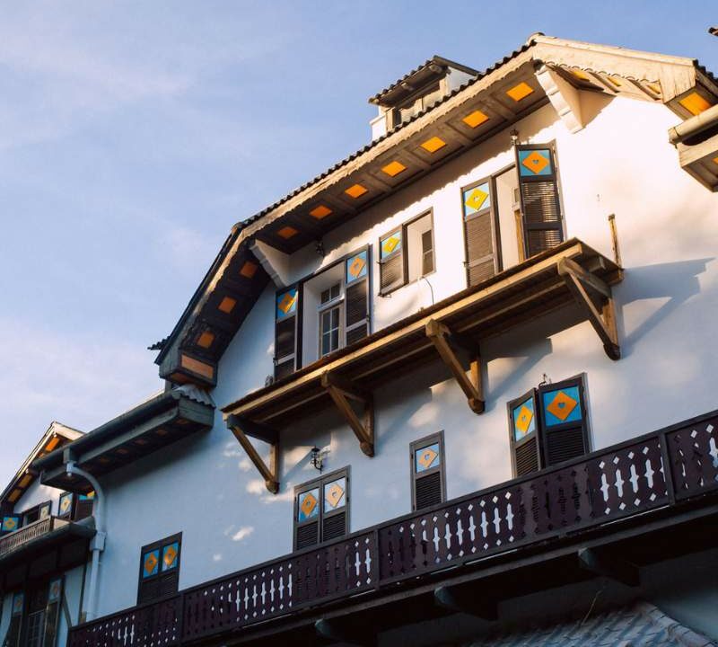 Untitled design 2024 04 07T111021.879 QQ 20th Century Modern Rhodes